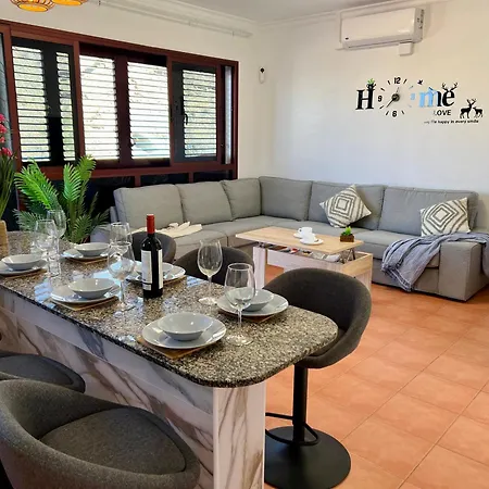 Villa Puerto Rico In Front Of The Shopping Center With Private Heated Saltwater Pool With Jacuzzi & T Able Fut Boll & Arcade Games Or St Andard Villa Puerto Rico In Front Of The Shopping Center With Private Heated Saltwater Big Jacuzzi & Arcade Games *