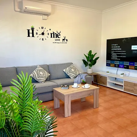 Villa Puerto Rico In Front Of The Shopping Center With Private Heated Saltwater Pool With Jacuzzi & T Able Fut Boll & Arcade Games Or St Andard Villa Puerto Rico In Front Of The Shopping Center With Private Heated Saltwater Big Jacuzzi & Arcade Games Willa