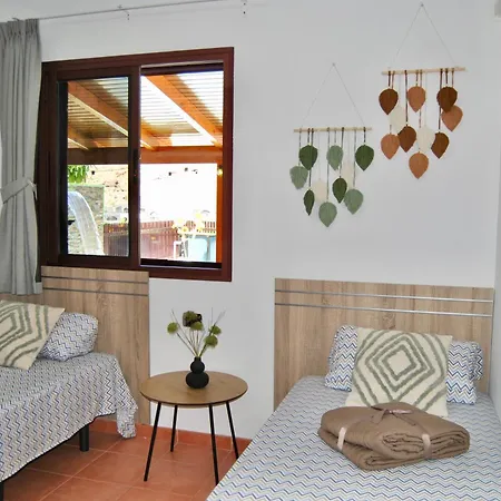 Willa Villa Puerto Rico In Front Of The Shopping Center With Private Heated Saltwater Pool With Jacuzzi & T Able Fut Boll & Arcade Games Or St Andard Villa Puerto Rico In Front Of The Shopping Center With Private Heated Saltwater Big Jacuzzi & Arcade Games *