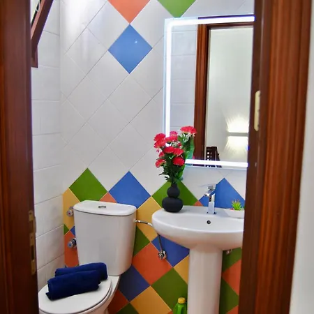 Willa Villa Puerto Rico In Front Of The Shopping Center With Private Heated Saltwater Pool With Jacuzzi & T Able Fut Boll & Arcade Games Or St Andard Villa Puerto Rico In Front Of The Shopping Center With Private Heated Saltwater Big Jacuzzi & Arcade Games Puerto Rico (Gran Canaria)