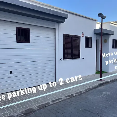 Willa Villa Puerto Rico In Front Of The Shopping Center With Private Heated Saltwater Pool With Jacuzzi & T Able Fut Boll & Arcade Games Or St Andard Villa Puerto Rico In Front Of The Shopping Center With Private Heated Saltwater Big Jacuzzi & Arcade Games