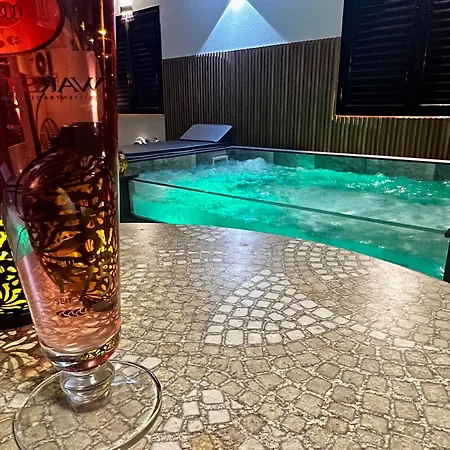 Villa Puerto Rico In Front Of The Shopping Center With Private Heated Saltwater Pool With Jacuzzi & T Able Fut Boll & Arcade Games Or St Andard Villa Puerto Rico In Front Of The Shopping Center With Private Heated Saltwater Big Jacuzzi & Arcade Games * Puerto Rico (Gran Canaria)