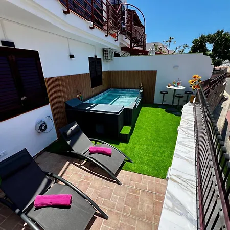 Willa Villa Puerto Rico In Front Of The Shopping Center With Private Heated Saltwater Pool With Jacuzzi & T Able Fut Boll & Arcade Games Or St Andard Villa Puerto Rico In Front Of The Shopping Center With Private Heated Saltwater Big Jacuzzi & Arcade Games *